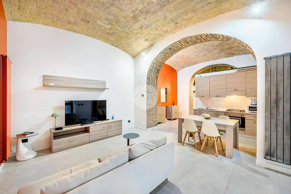 Bilocale adiacente Cola di Rienzo 45, Prati, Roma - foto 3