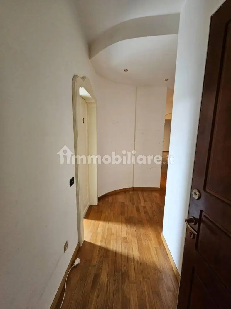 Trilocale via Callisto piazza 16, Centro Storico, Lodi - foto 5