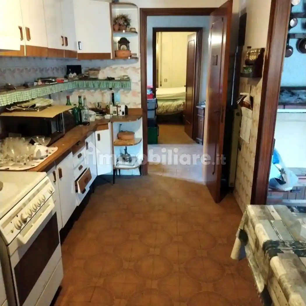 Quadrilocale via Forcola,, Romagnano, Massa - foto 2