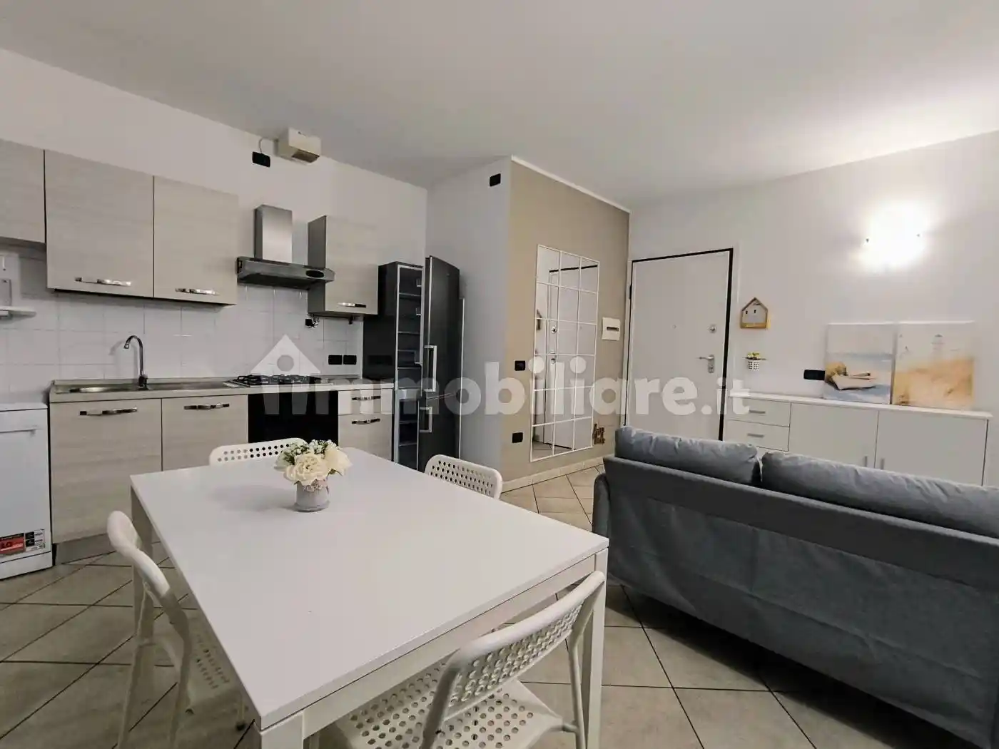 Trilocale ottimo stato, secondo piano, Foro Boario, Forlì - foto 2