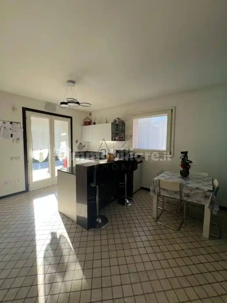 Villa bifamiliare via Ada Negri, Castelfranco Veneto - foto 5