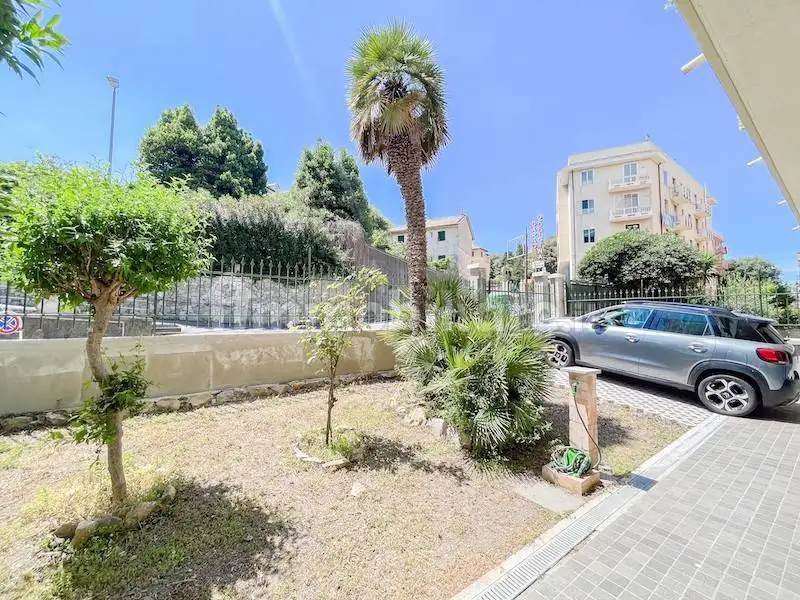 Appartamento in affitto a Genova