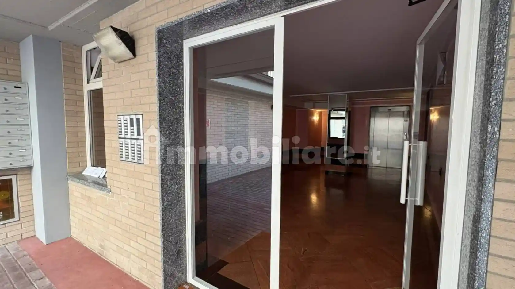 Bilocale via Alfonso Capecelatro 28, San Siro, Milano - foto 3