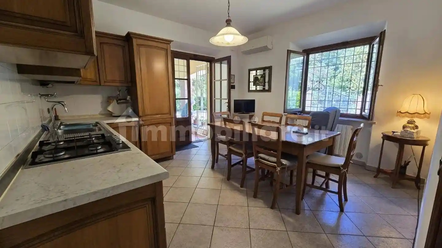 Terratetto unifamiliare 145 m², ottimo stato, Volterra - foto 4