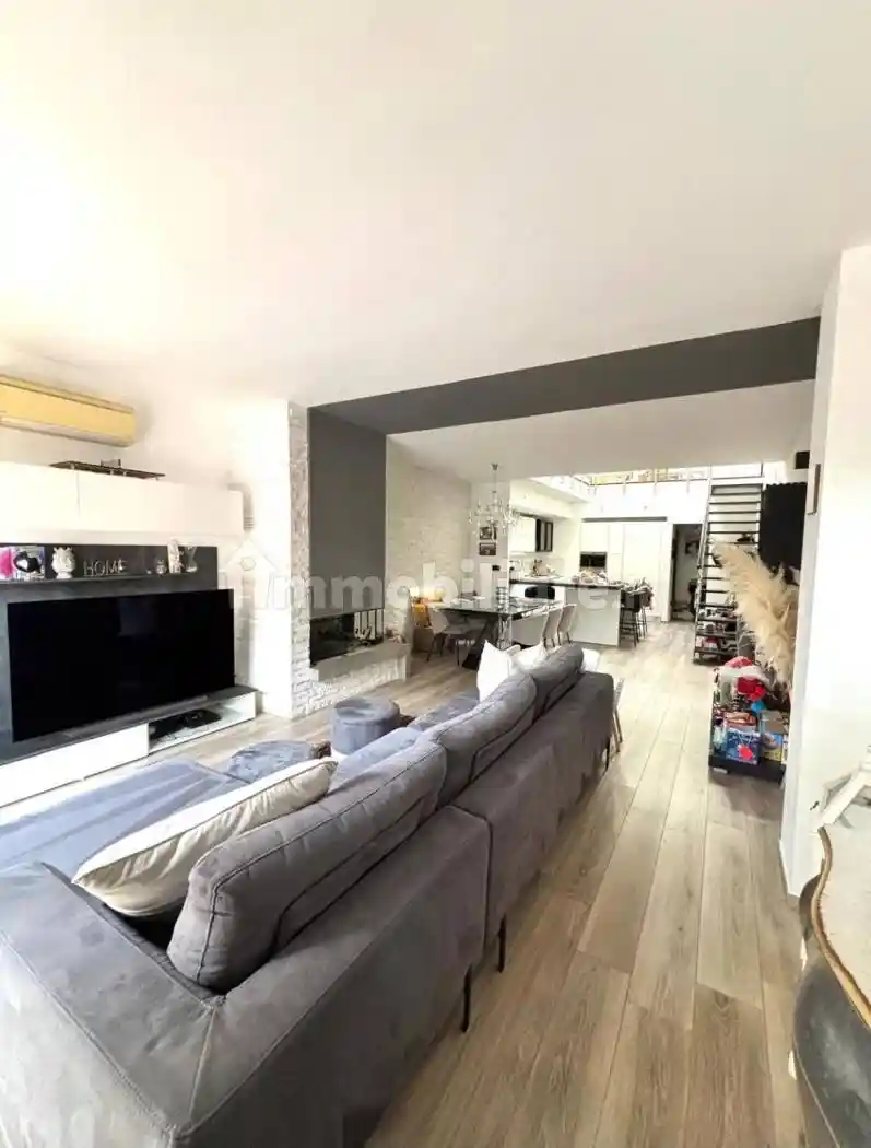 Villetta a schiera - foto 2