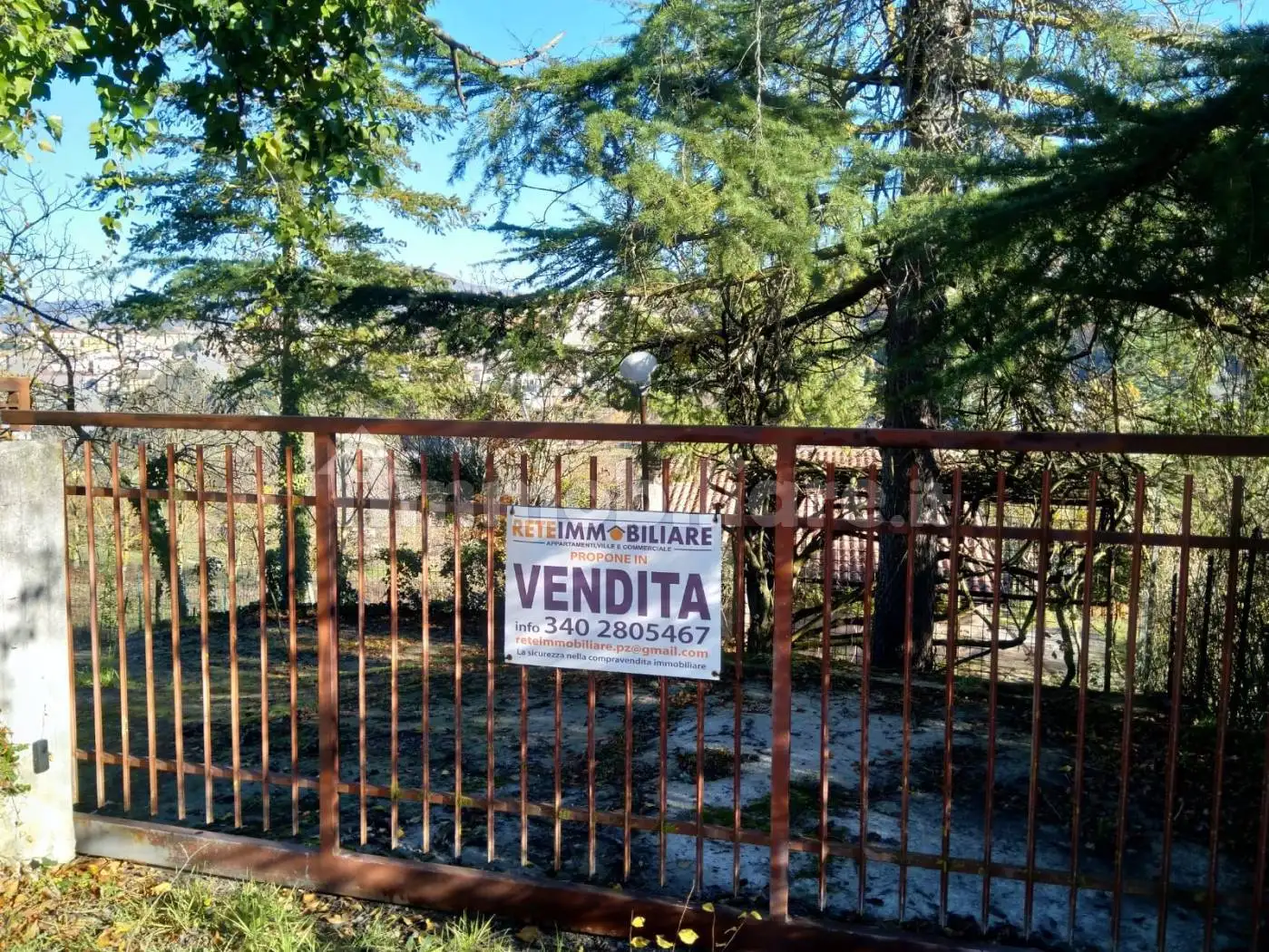 Villa in vendita a Tito