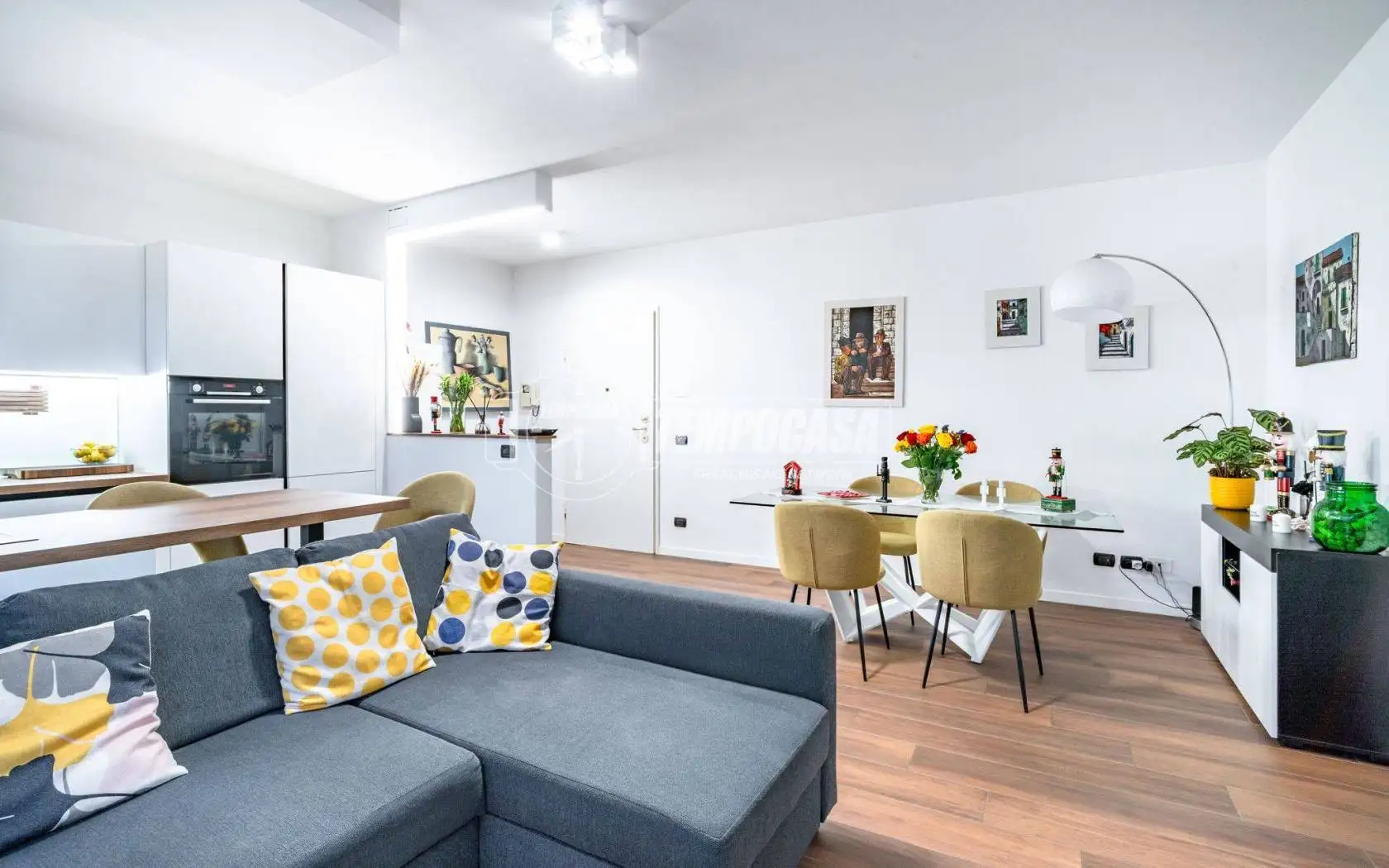 Trilocale largo Wolfgang Amadeus Mozart, Centro, Caronno Pertusella - foto 5