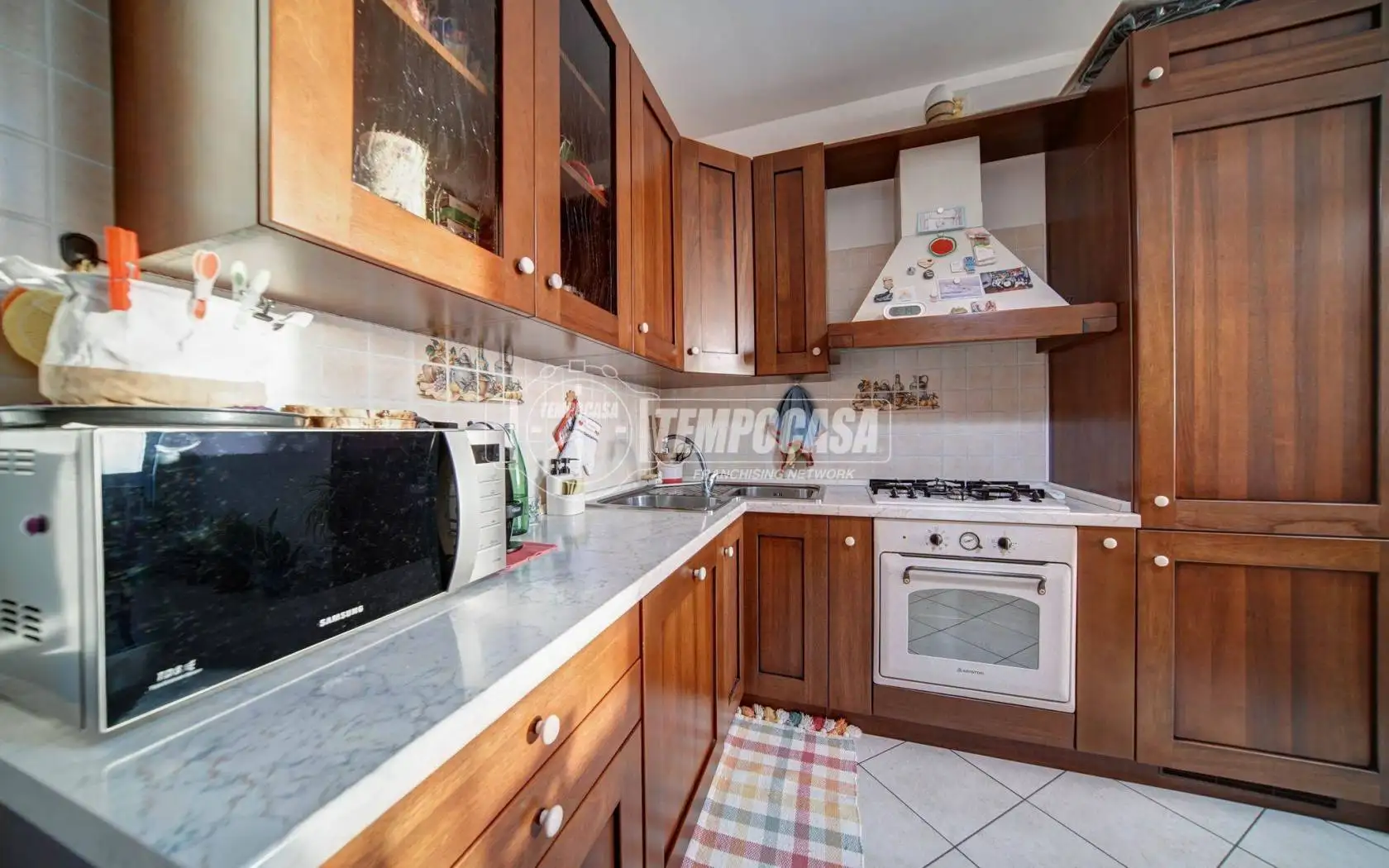 Bilocale via XXV Aprile 7, Centro, Azzate - foto 5