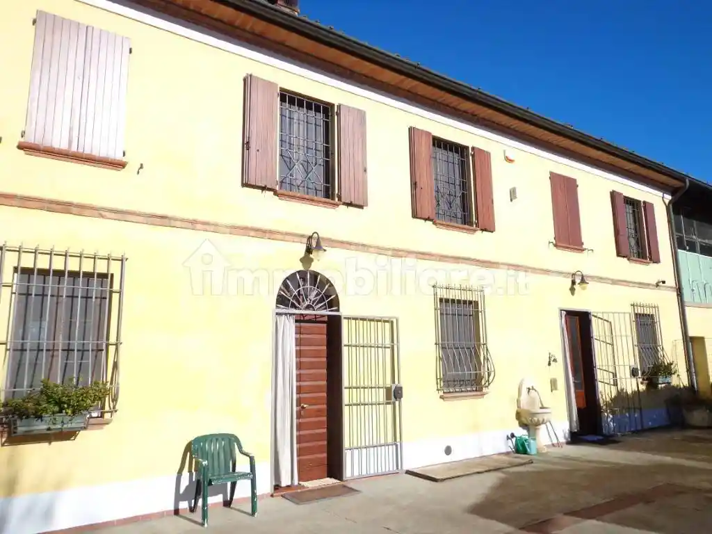 Villa unifamiliare Cascina Fornace, Azzanello - foto 2