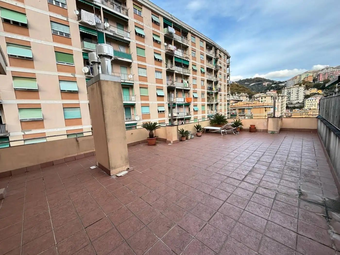 Appartamento in vendita a Genova