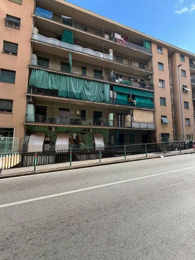 Appartamento in vendita a Genova