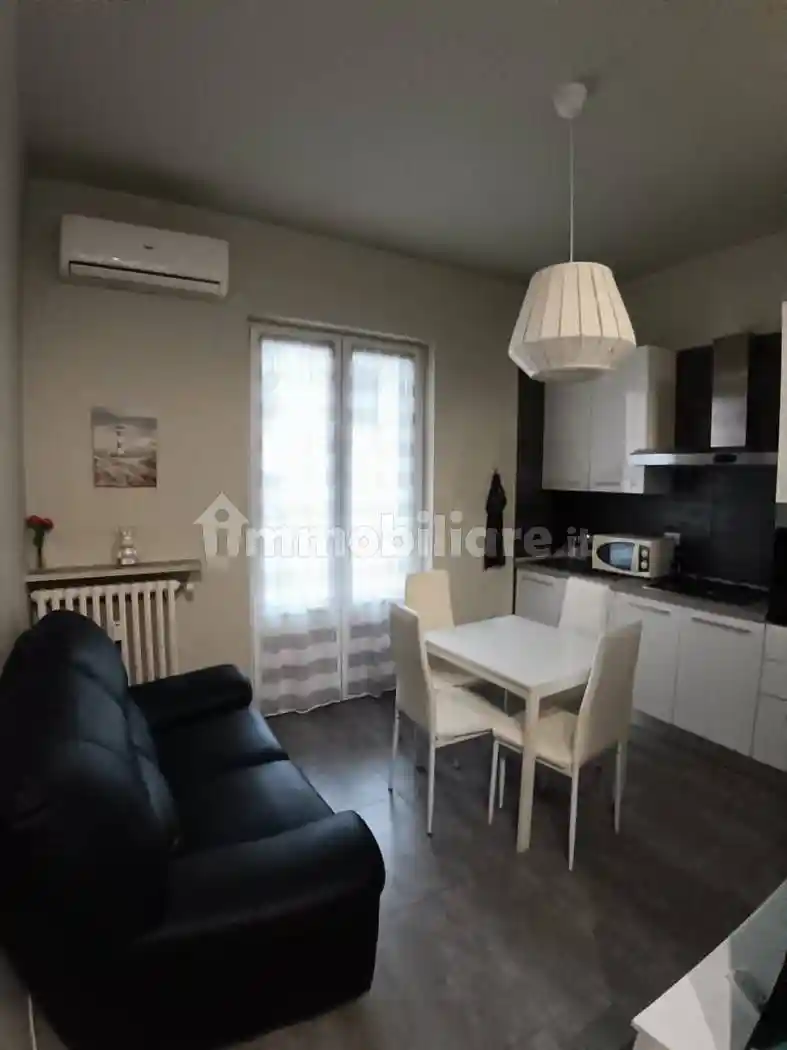 Appartamento in affitto a Pavia