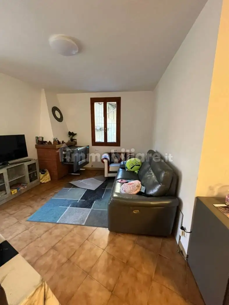 Trilocale via Giuseppe Mazzini 3, Centro, Crandola Valsassina - foto 2