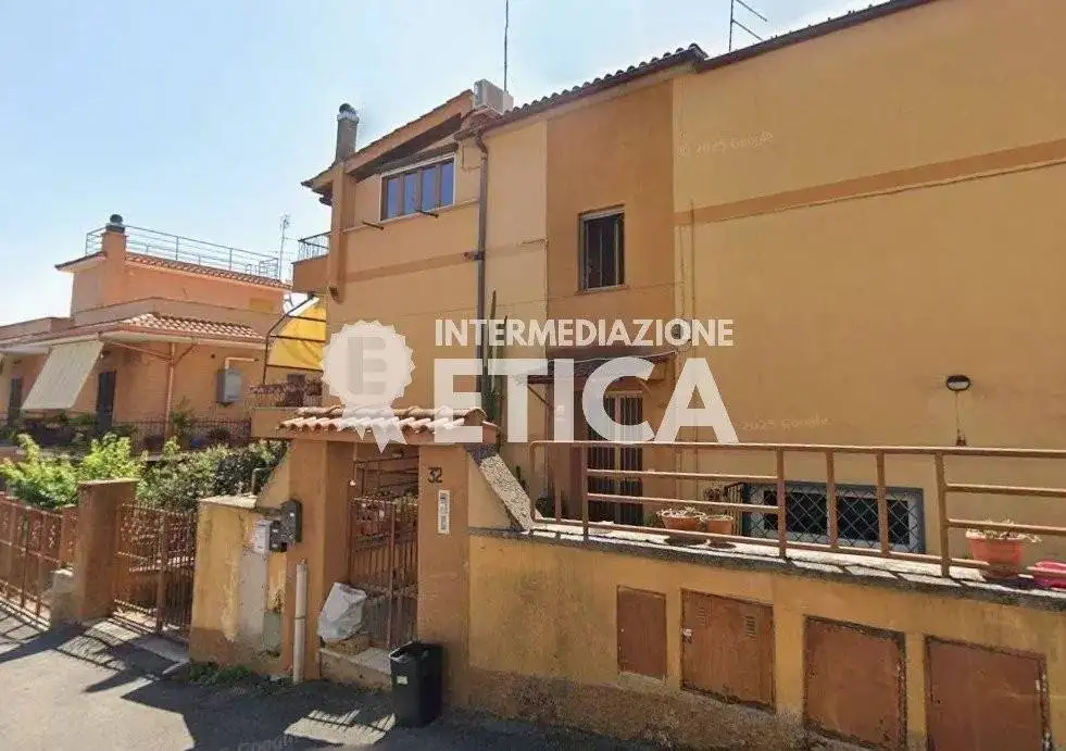 Appartamento in asta a Roma