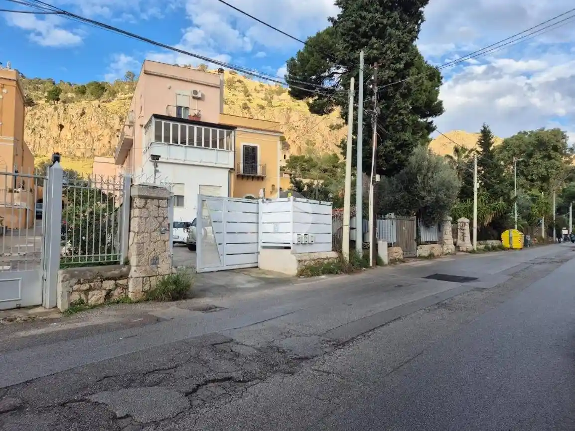 Trilocale via Bonanno Pietro 18, Montepellegrino, Palermo - foto 5