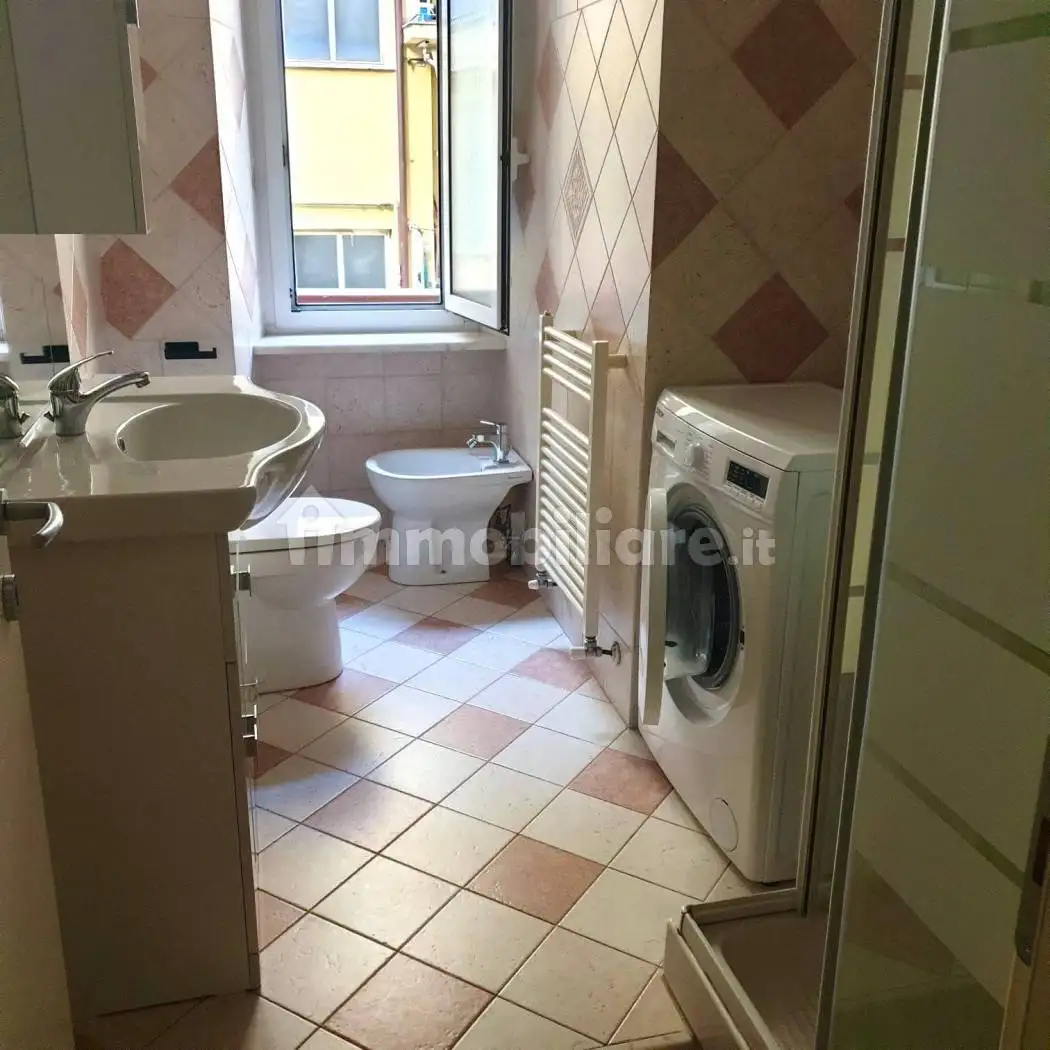 Bilocale viale Giovanni Amendola 130, Centro Storico, La Spezia - foto 4