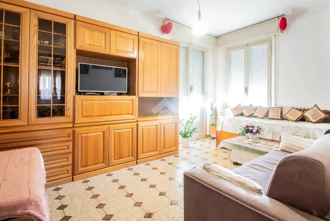 Trilocale via Dante Alighieri 2, Centro, Correggio - foto 3