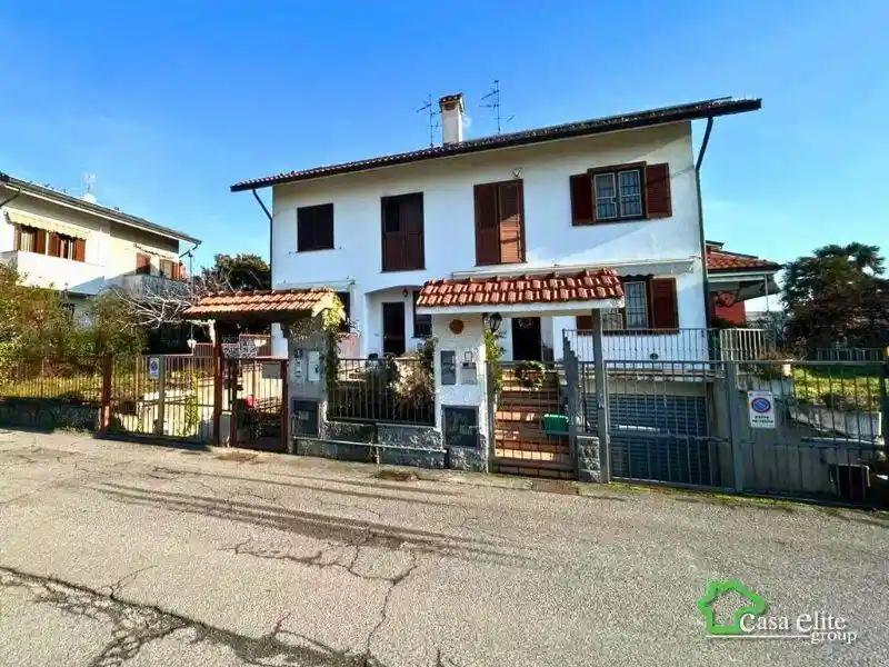 Villa bifamiliare via Pietro Nenni 1, Riozzo, Cerro al Lambro - foto 2