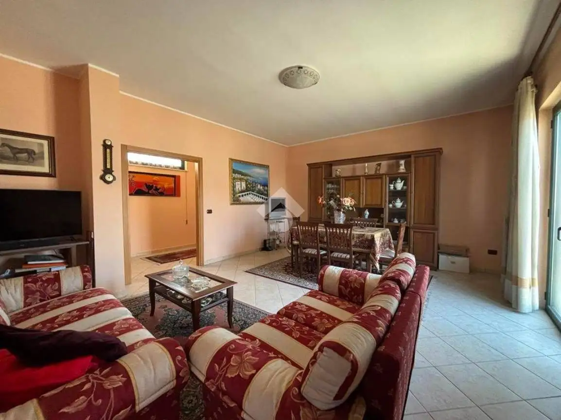 Quadrilocale via John Kennedy 8, Castelnuovo Vomano, Castellalto - foto 4