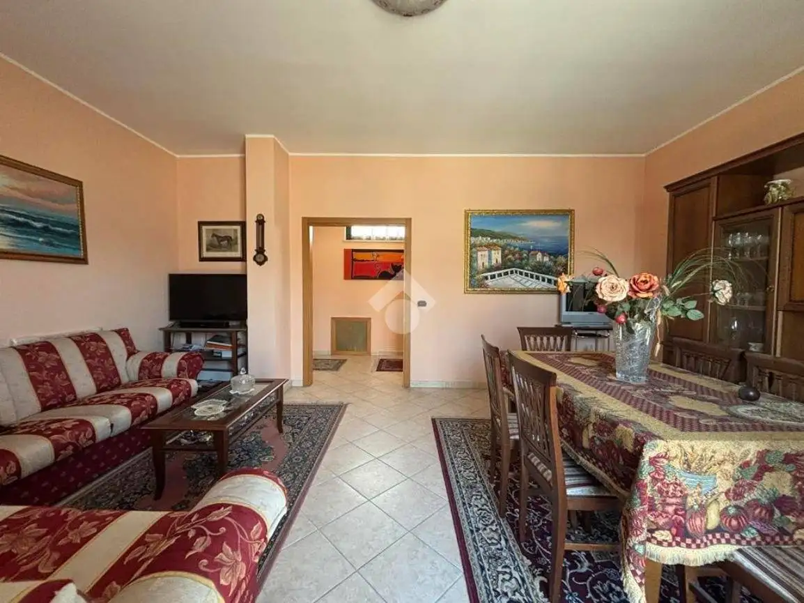 Quadrilocale via John Kennedy 8, Castelnuovo Vomano, Castellalto - foto 5