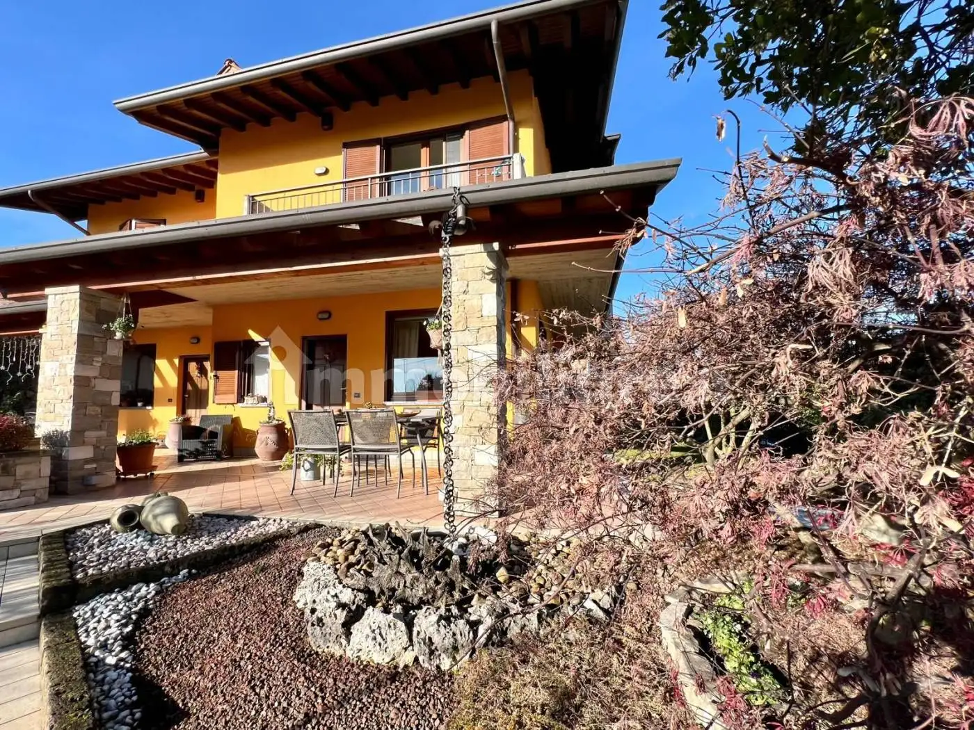 Villa in vendita a Albano Sant'Alessandro