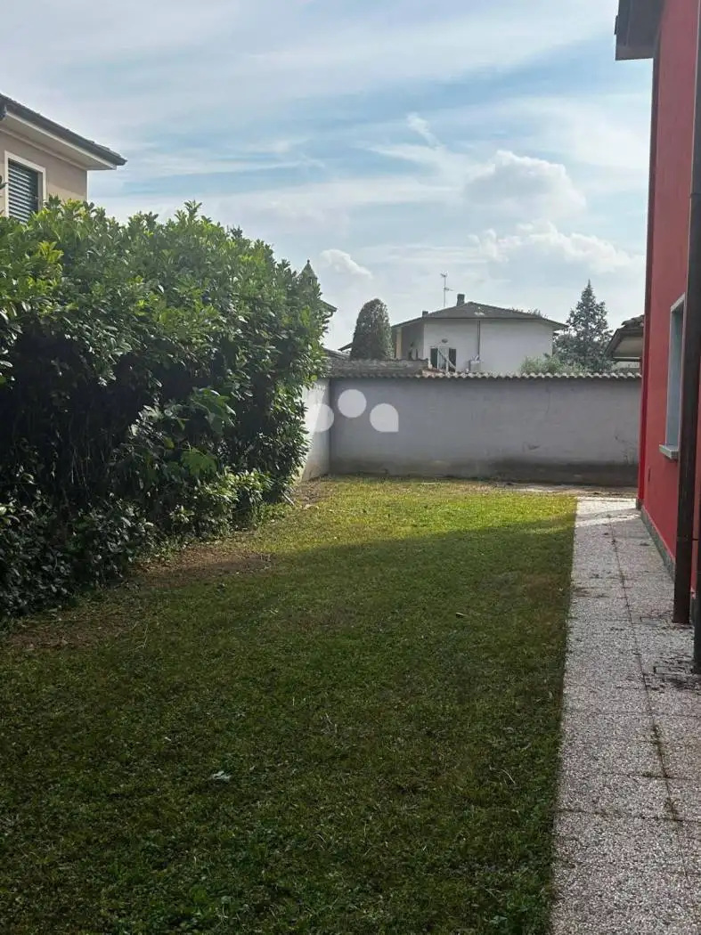 Villa a schiera via Donizetti 13/15, Cremosano - foto 4