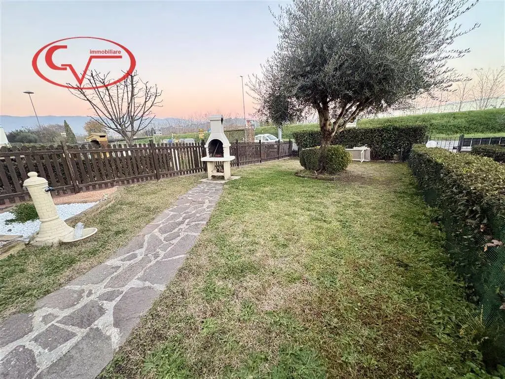 Quadrilocale viale Camillo Benso di Cavour, Città, Montevarchi - foto 2