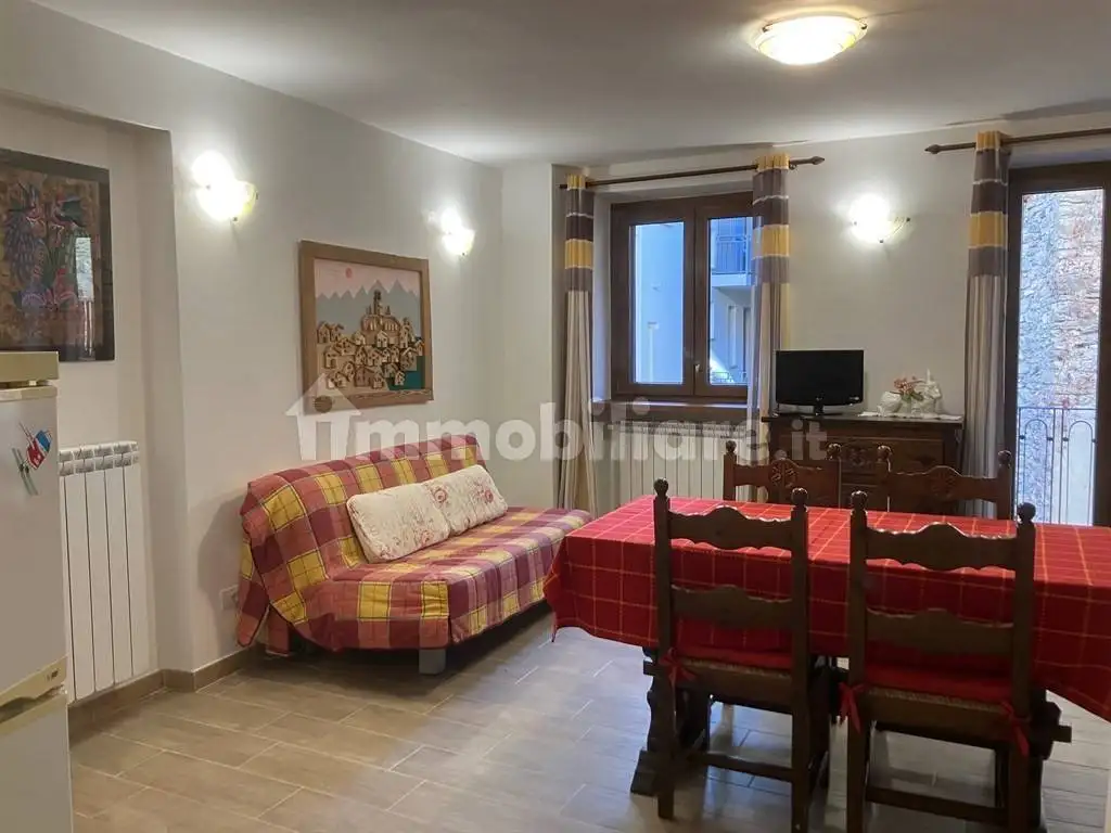 Trilocale piazza Europa, Centro, Cesana Torinese - foto 5