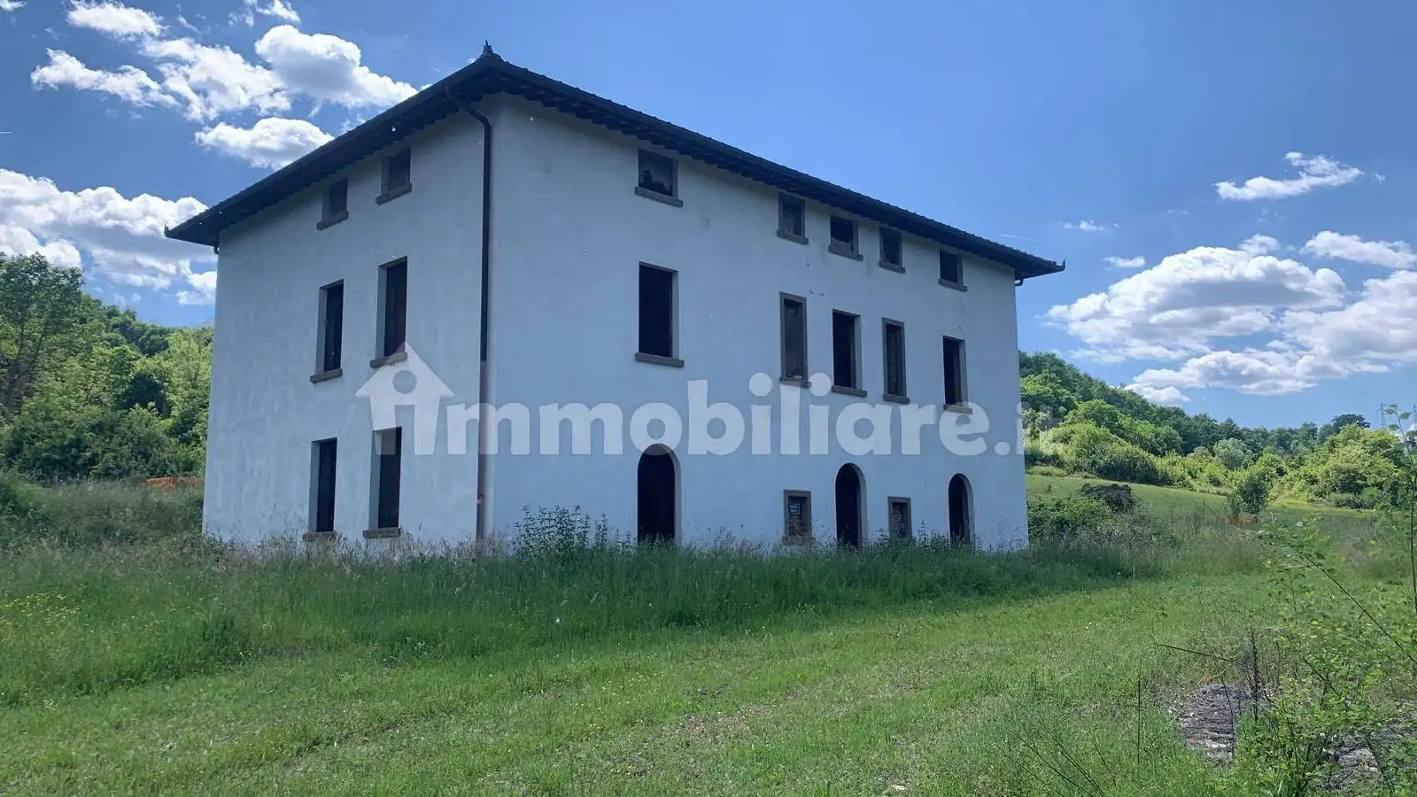 Palazzo - Edificio in vendita a Arezzo