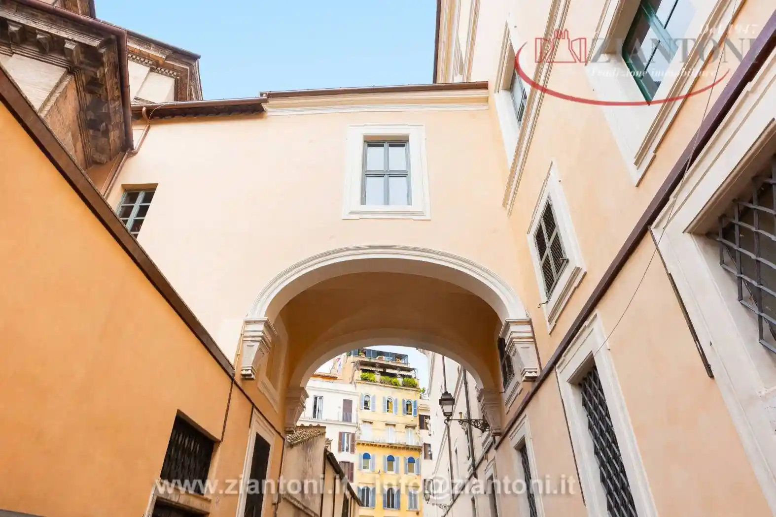 Quadrilocale via dei Greci, Piazza del Popolo, Roma - foto 2
