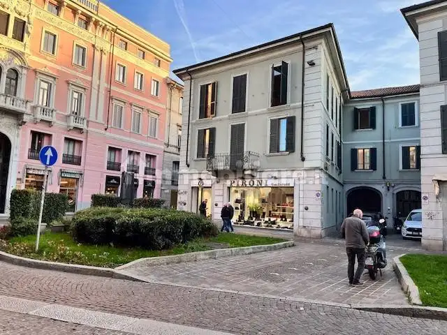 Trilocale via Vittorio Emanuele II, Centro Storico, Monza - foto 3