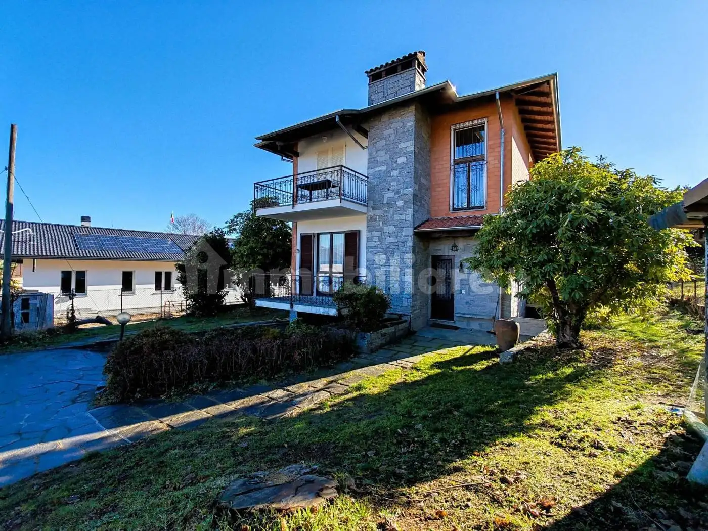 Appartamento in affitto a Stresa