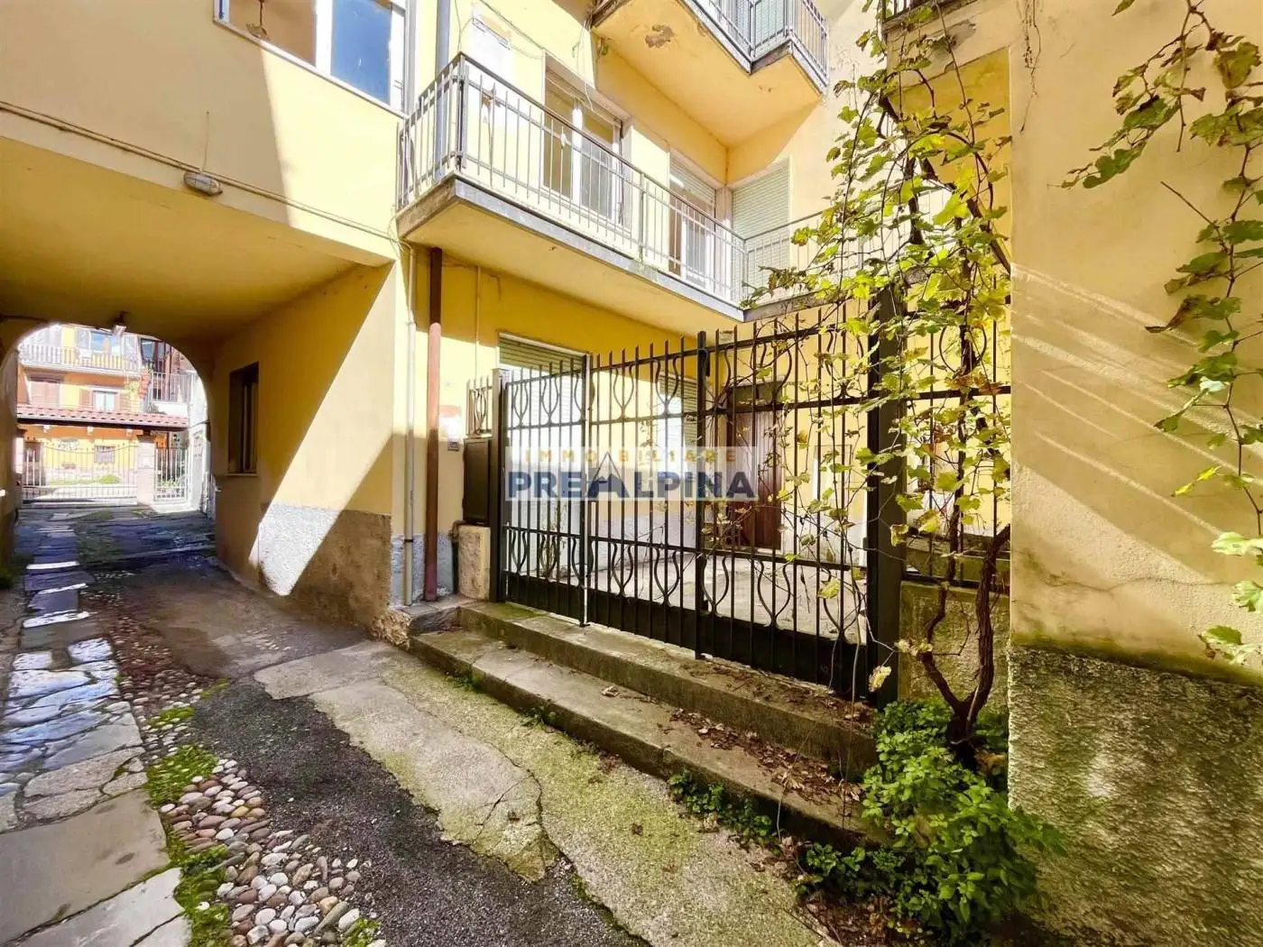 Appartamento in vendita a Vertova