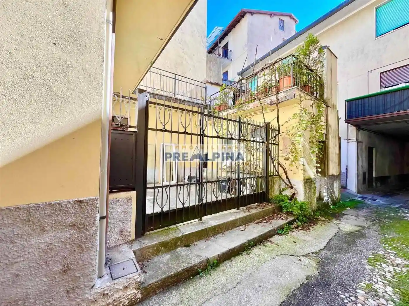 Bilocale via albertoni 22, Centro, Vertova - foto 2