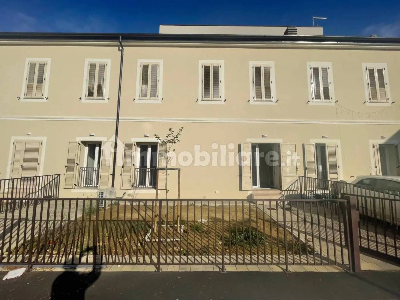 Casa indipendente in vendita a Campi Bisenzio