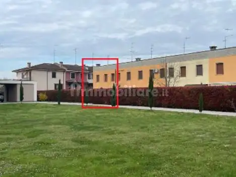 Villetta a schiera in asta a Pegognaga