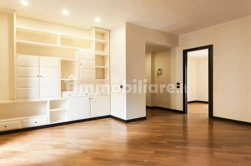 Trilocale piazzale Marengo 6, Lanza, Milano - foto 2