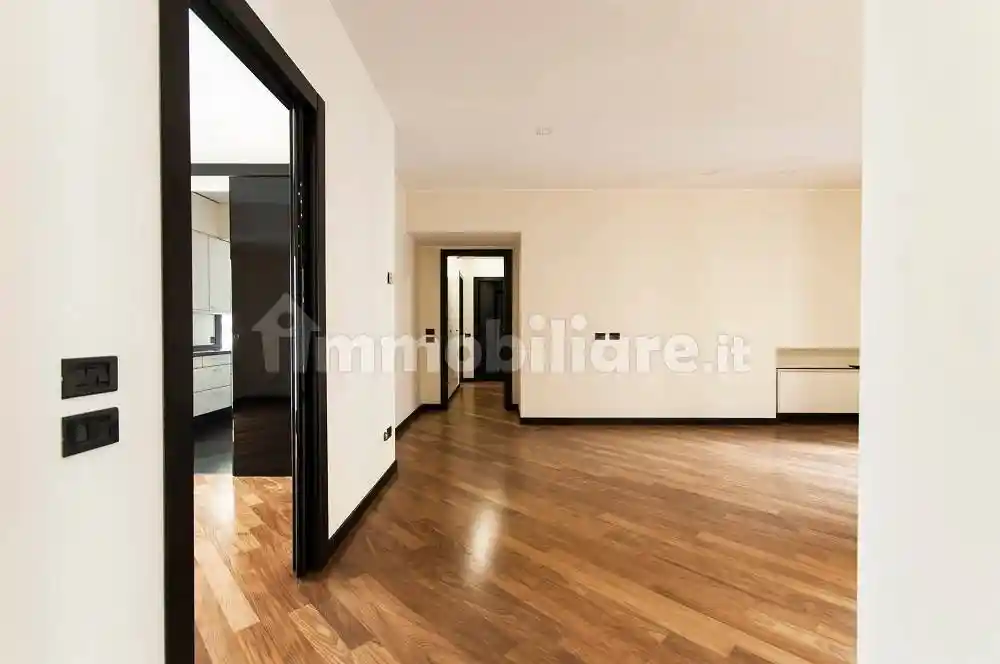 Trilocale piazzale Marengo 6, Lanza, Milano - foto 5