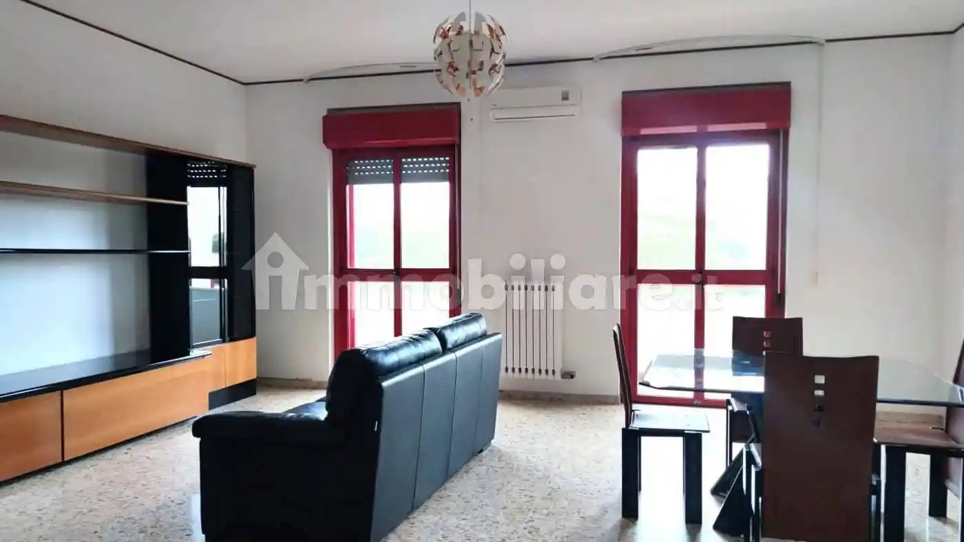 Quadrilocale viale Della Liberazione , 22, Paolo VI, Taranto - foto 3