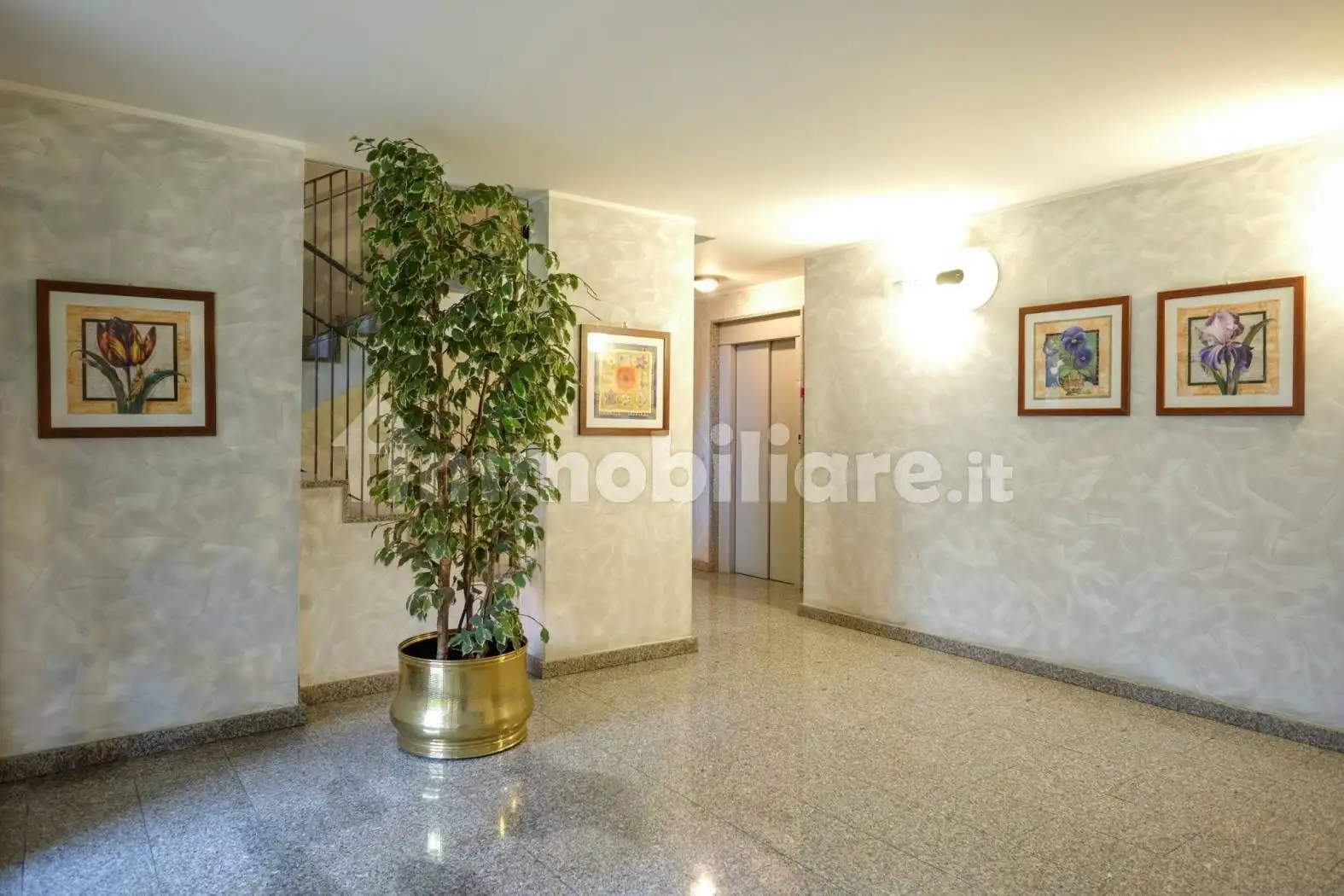 Trilocale via Sandro Pertini 6, Centro, Arese - foto 5