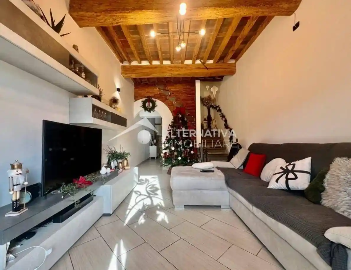 Terratetto unifamiliare 168 m², buono stato, San Pietro a Vico - San Cassiano, Lucca - foto 2