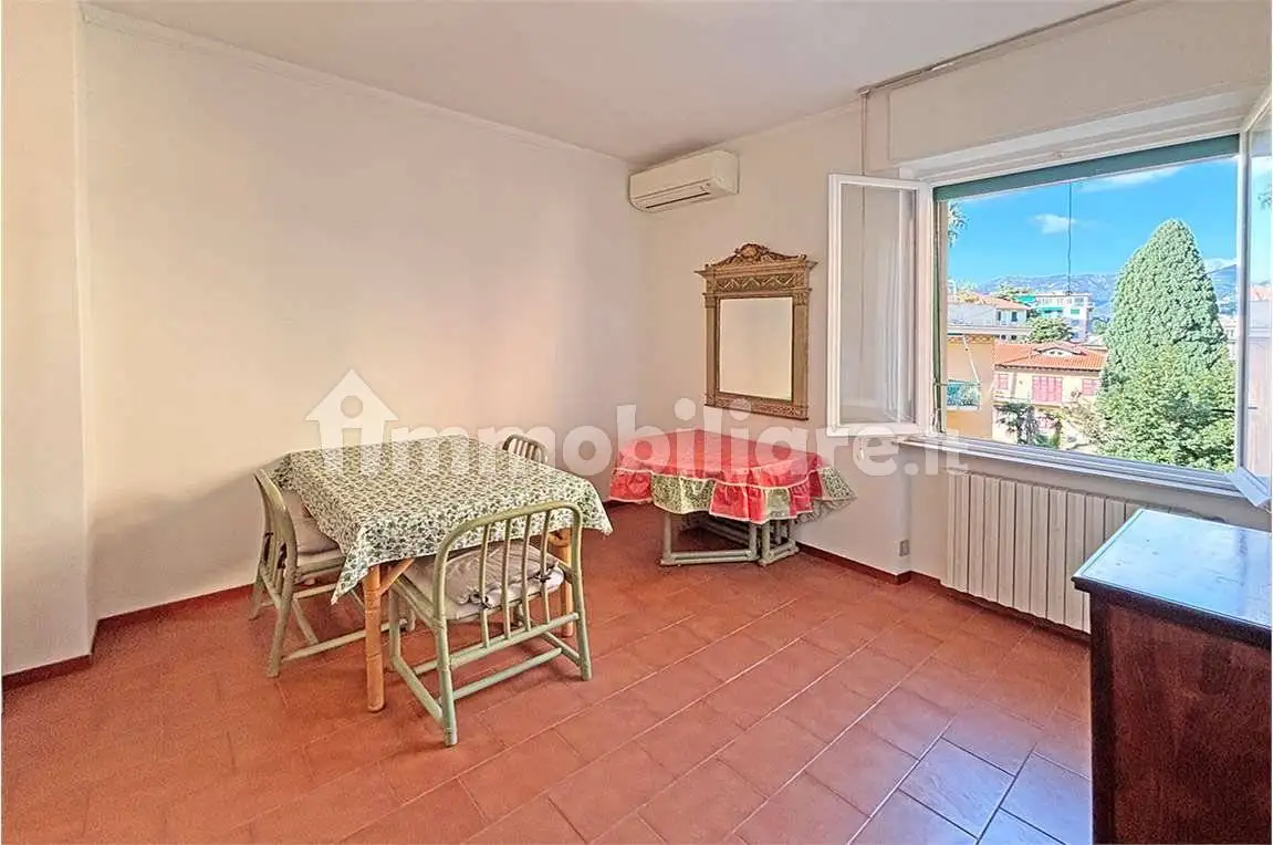 Appartamento in vendita a Rapallo