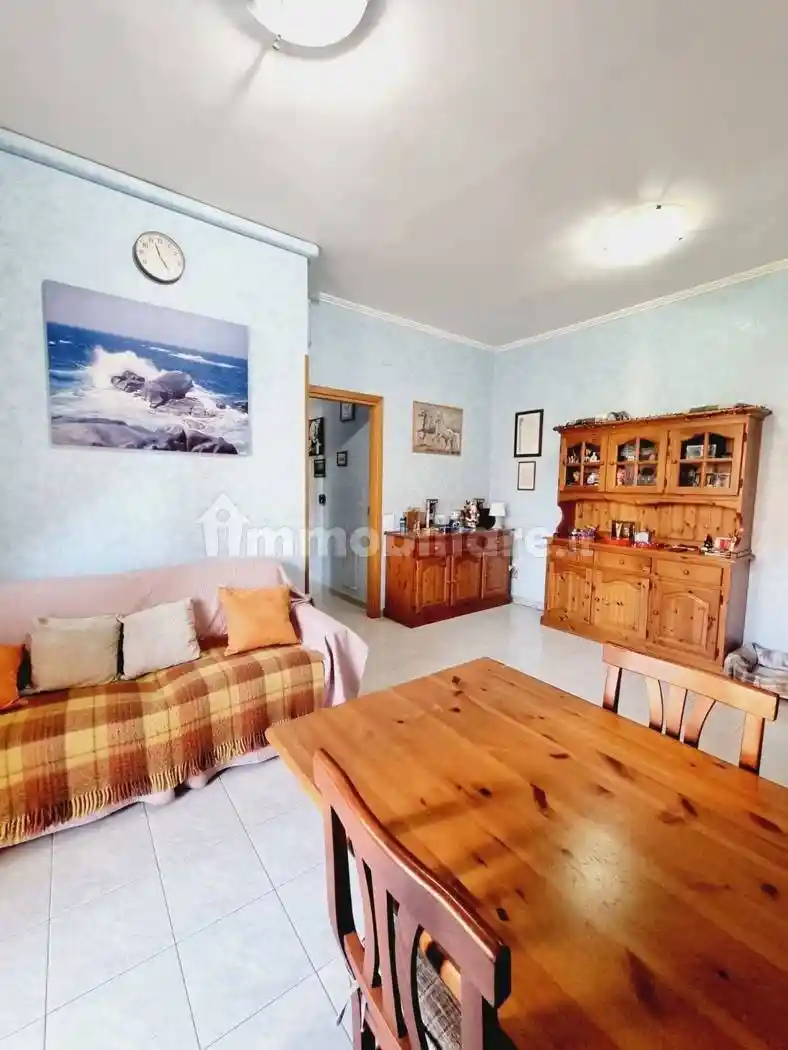 Trilocale via Mascagni , 55, Semicentro, Aprilia - foto 4