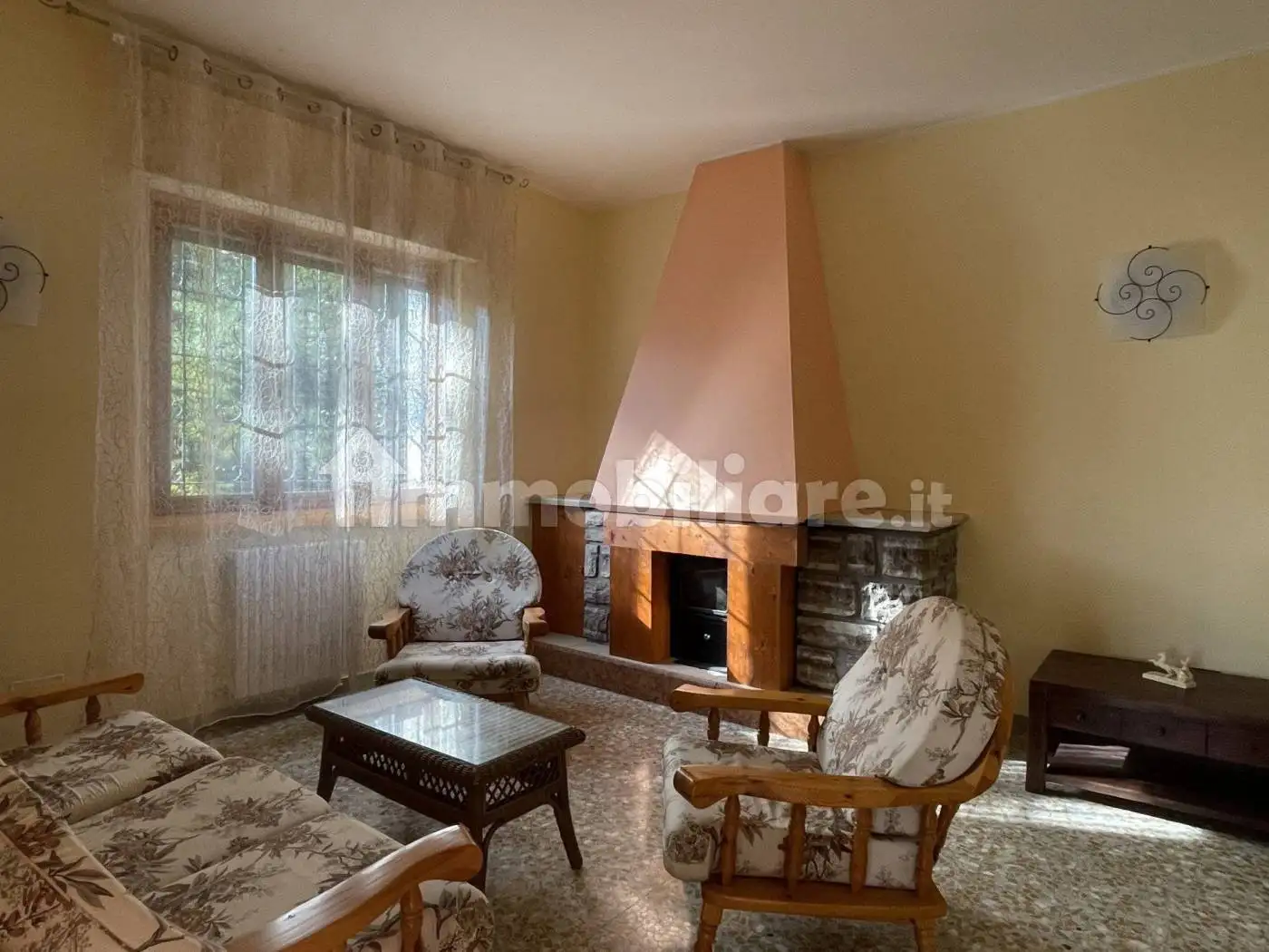 Appartamento in affitto a Roè Volciano