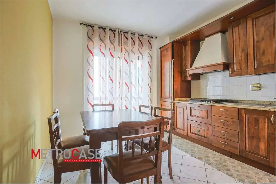 Quadrilocale ottimo stato, Centro, Canale - foto 5