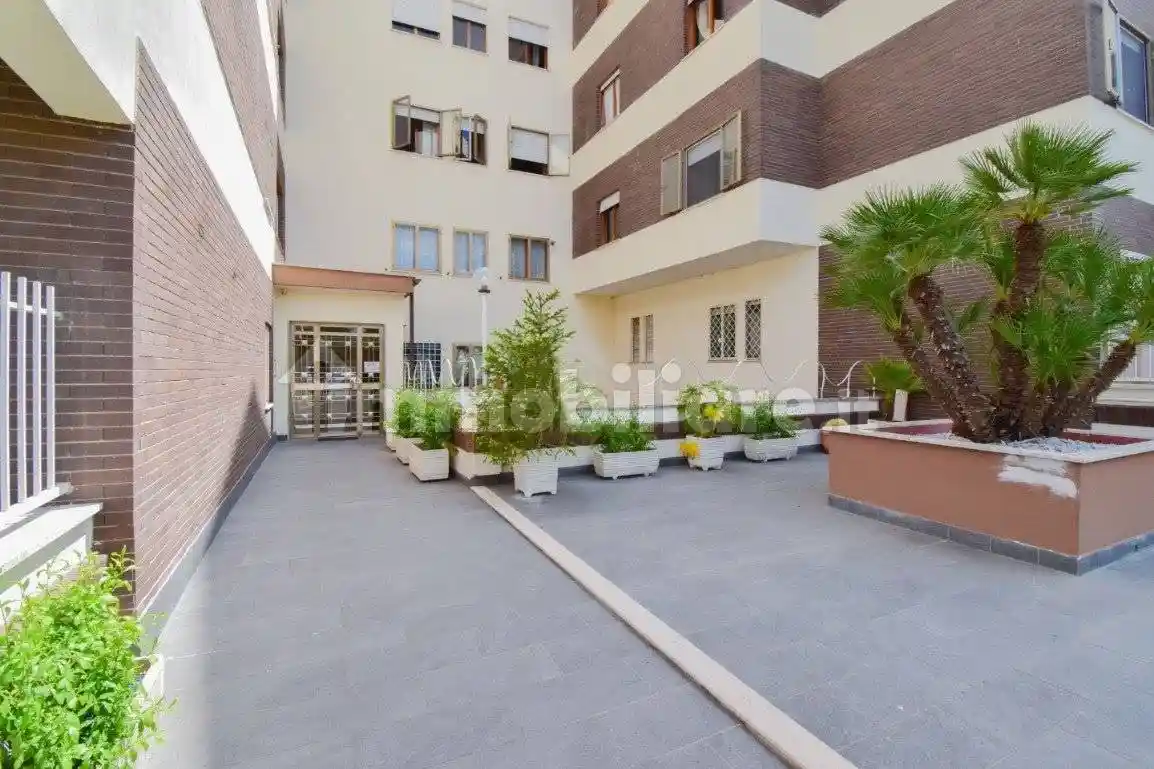 Appartamento via Domenico Berti 6, Monte Mario - Trionfale, Roma - foto 3