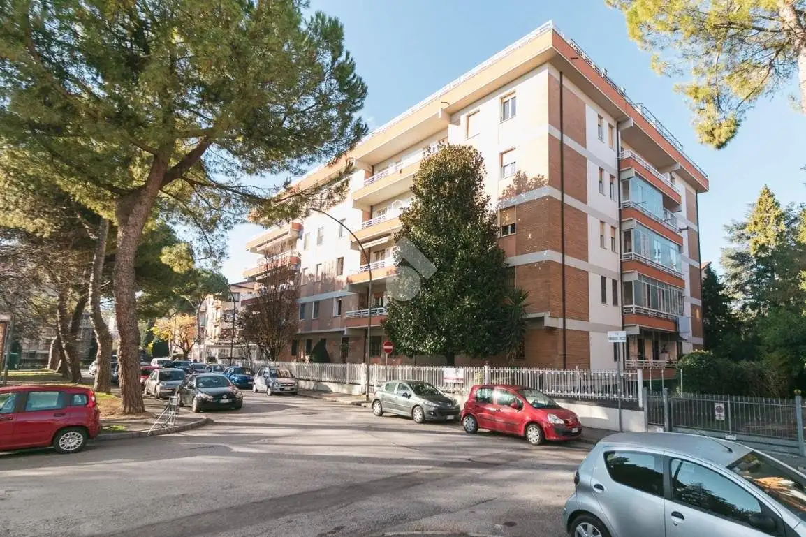 Appartamento in vendita a Forlì