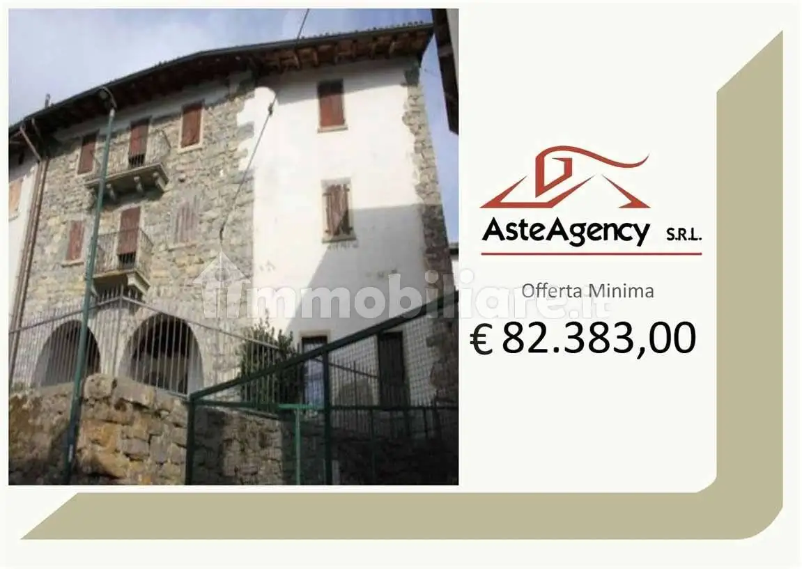 Villetta a schiera in asta a Serina