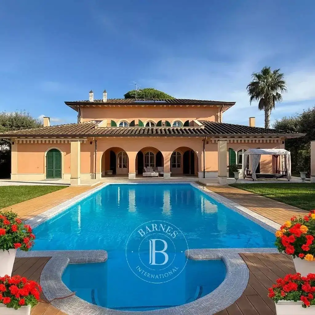 Villa in vendita a Forte dei Marmi