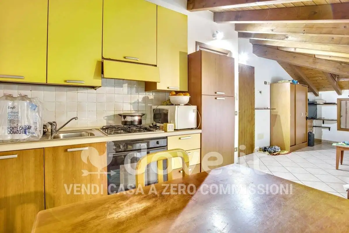 Appartamento in vendita a Montegrino Valtravaglia